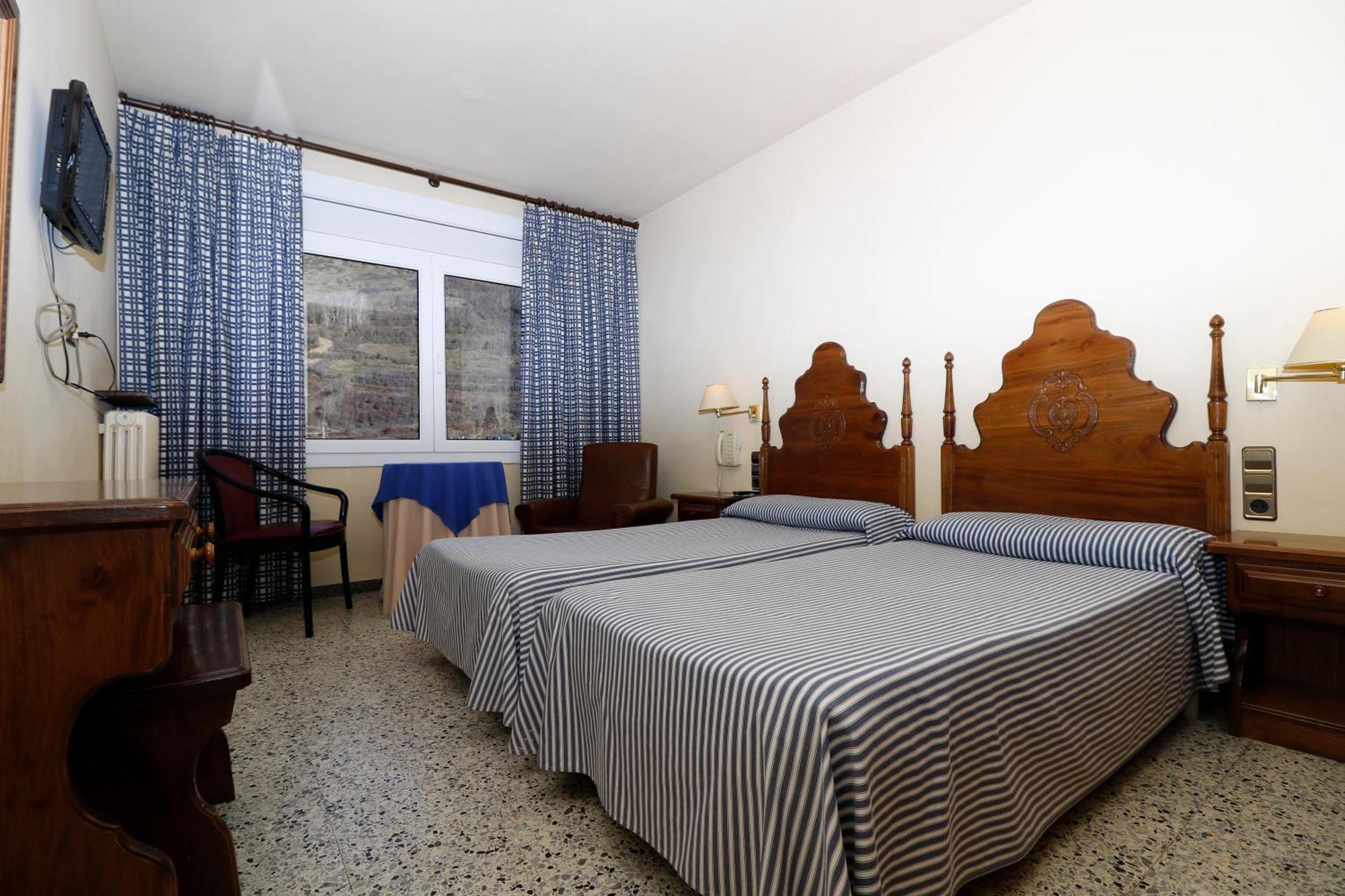 Hotel Delavall Vielha e Mijaran Buitenkant foto